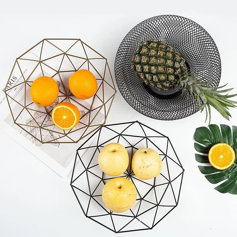 Fruteira Aramada com Acabamento Preto - Cesta Elegante e Funcional para Organização